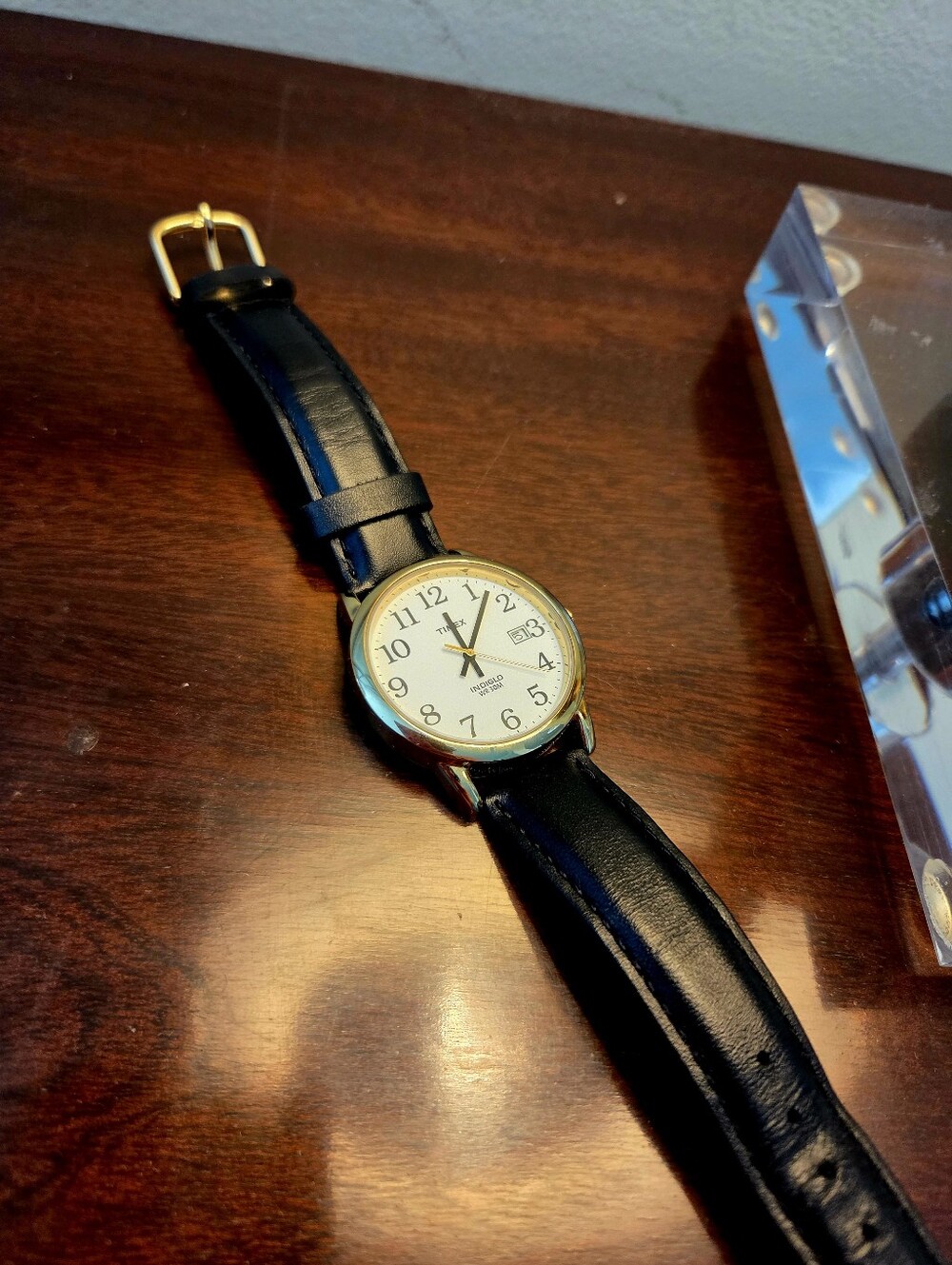 Timex INDIGLO WR 30M Classic Black Leather Men's Watch with White Dial